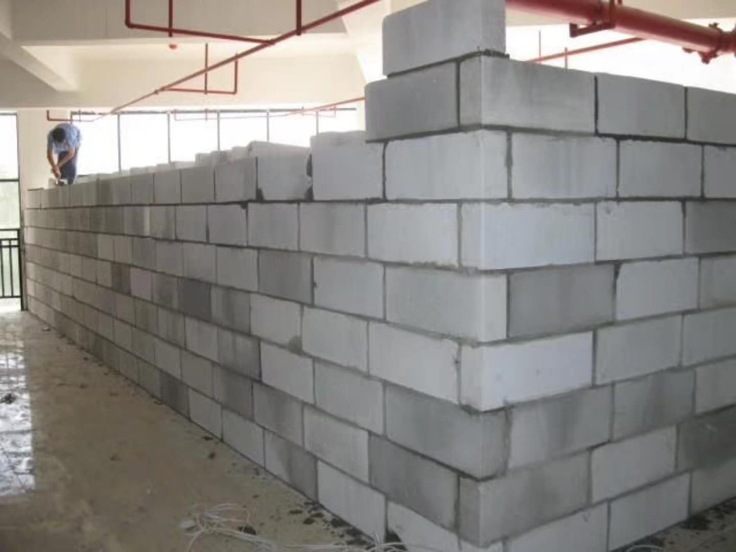 平安蒸压加气混凝土砌块承重墙静力和抗震性能的研究