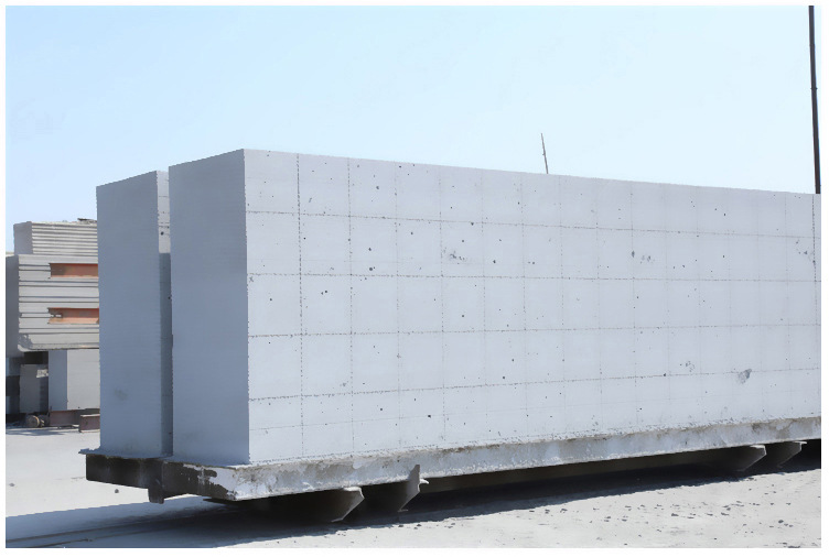 平安加气块 加气砌块 轻质砖气孔结构及其影响因素